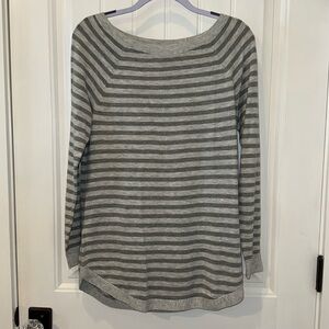Lift Gray striped sweater, size Medium Petite